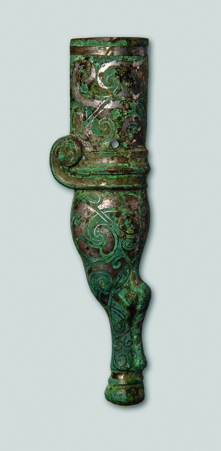 战国云气纹嵌银铜戈鐏